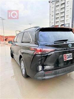 تويوتا سيينا